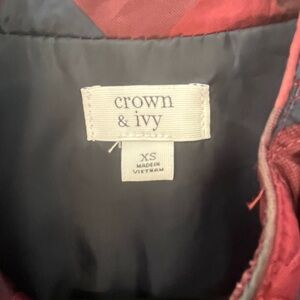 Crown and ivy vest